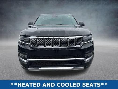 2023 Jeep Grand Wagoneer Base