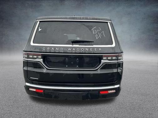 2023 Jeep Grand Wagoneer Base