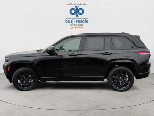 2024 Jeep Grand Cherokee 4xe Base