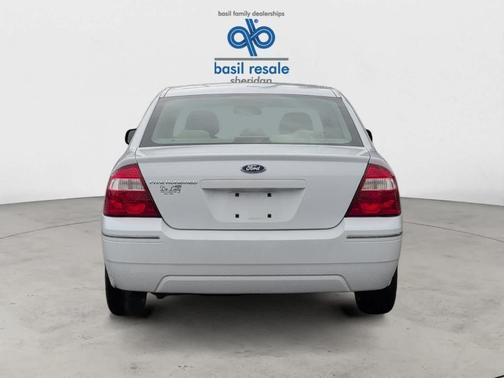 2005 Ford Five Hundred SE