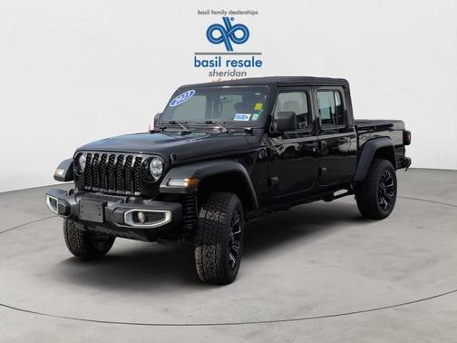 2023 Jeep Gladiator Sport