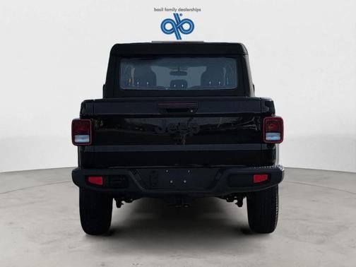 2023 Jeep Gladiator Sport
