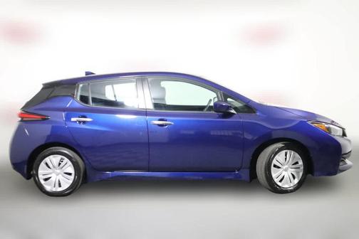 2025 Nissan Leaf S