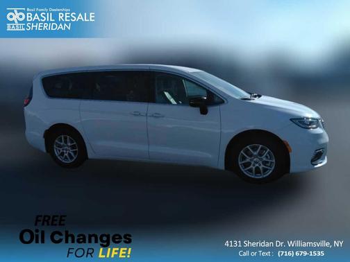 2024 Chrysler Pacifica Touring-L