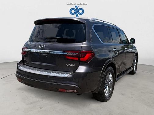 Anthracite Gray 2024 INFINITI QX80 Luxe