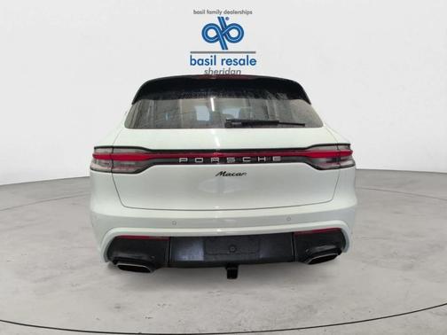 2023 Porsche Macan T