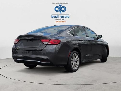 2015 Chrysler 200 Limited