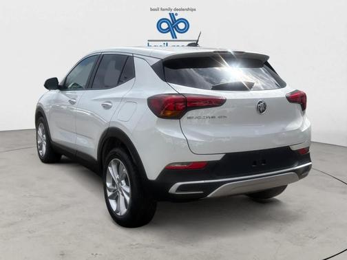 Summit White 2021 Buick Encore GX Preferred
