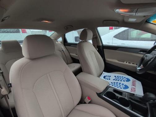 2019 Hyundai SONATA SE
