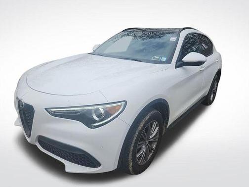 2022 Alfa Romeo Stelvio Sprint