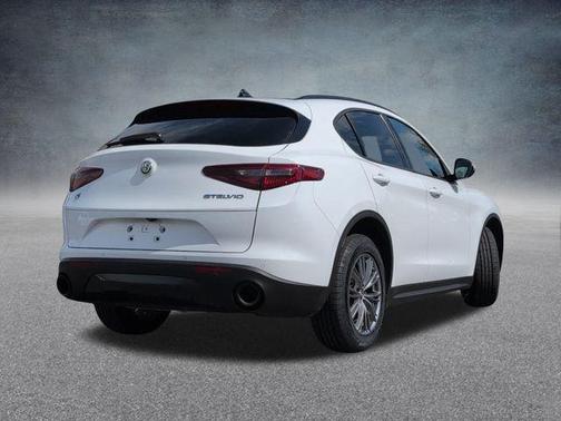 2022 Alfa Romeo Stelvio Sprint