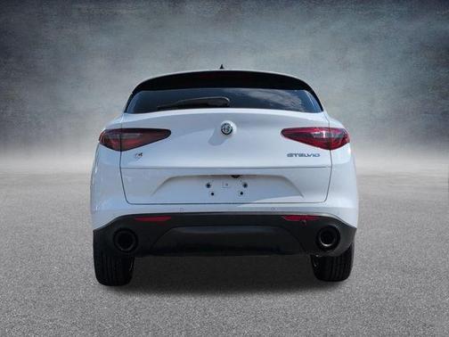 2022 Alfa Romeo Stelvio Sprint