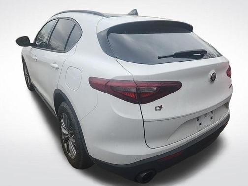 2022 Alfa Romeo Stelvio Sprint