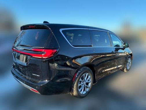 2026 Chrysler Pacifica Limited