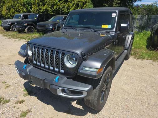 Granite Crystal Clearcoat Metallic 2023 Jeep Wrangler 4xe Sahara