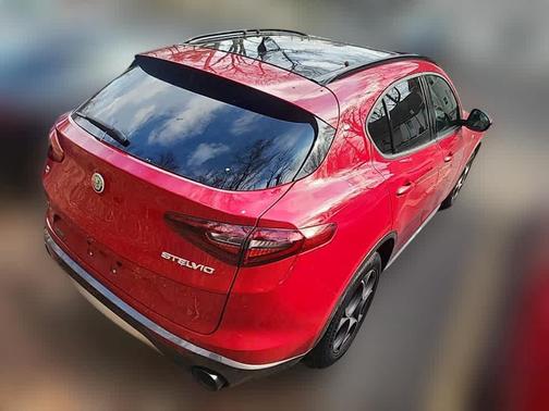 2022 Alfa Romeo Stelvio Ti