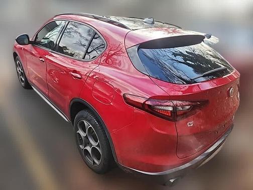 2022 Alfa Romeo Stelvio Ti