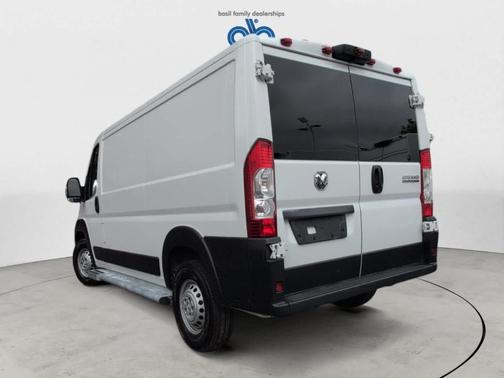 2025 RAM ProMaster 2500 Base