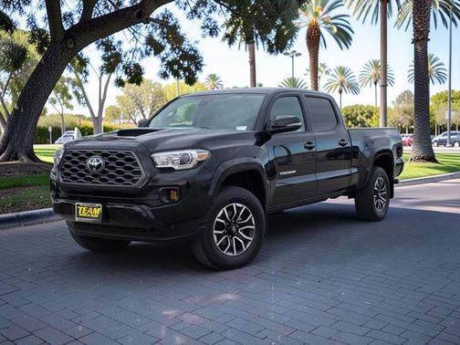 Midnight Black Metallic 2021 Toyota Tacoma TRD Sport