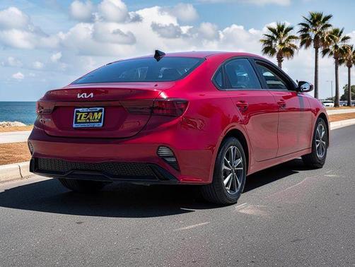 Currant Red 2024 Kia Forte LXS