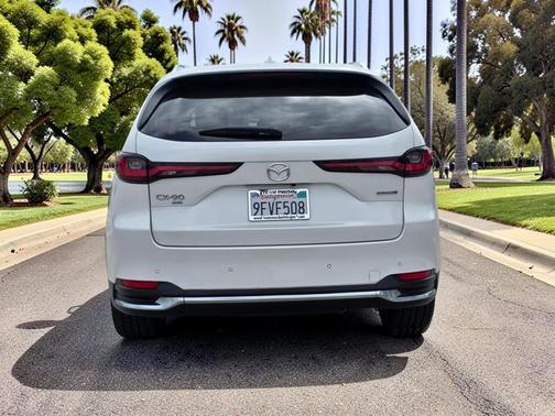Rhodium White Metallic 2024 Mazda CX-90 Premium Plus