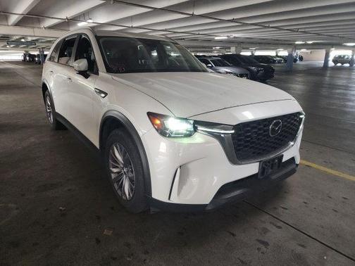 Rhodium White Premium 2025 Mazda CX-90 SE