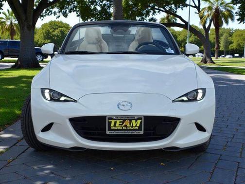 Snowflake White Pearl 2026 Mazda MX-5 Miata Grand Touring