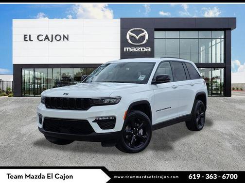 Bright White Clearcoat 2023 Jeep Grand Cherokee Limited