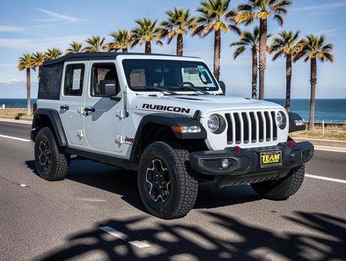 Bright White Clearcoat 2023 Jeep Wrangler Rubicon