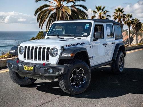 Bright White Clearcoat 2023 Jeep Wrangler Rubicon