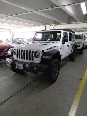 Bright White Clearcoat 2023 Jeep Wrangler Rubicon