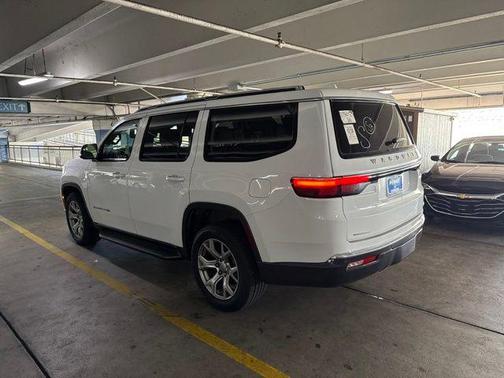 Bright White Clearcoat 2022 Jeep Wagoneer Series II