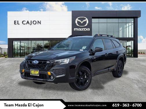 Crystal Black Silica 2024 Subaru Outback Wilderness