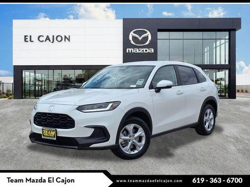 Platinum White Pearl 2025 Honda HR-V LX