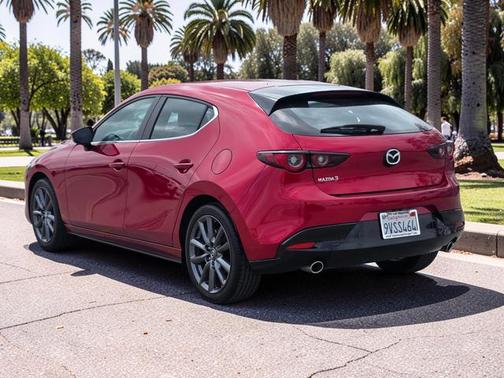 Soul Red Crystal Metallic 2026 Mazda Mazda3 FWD w/Preferred Package