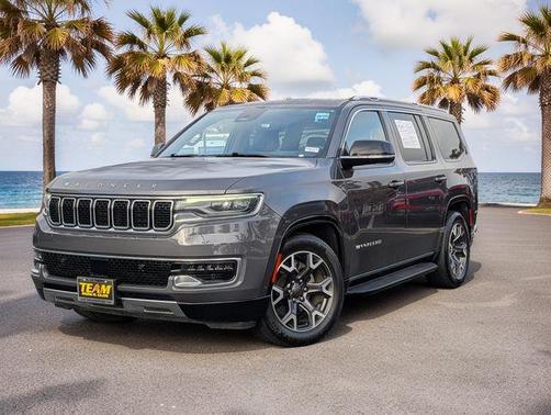 Metallic 2024 Jeep Wagoneer Series III