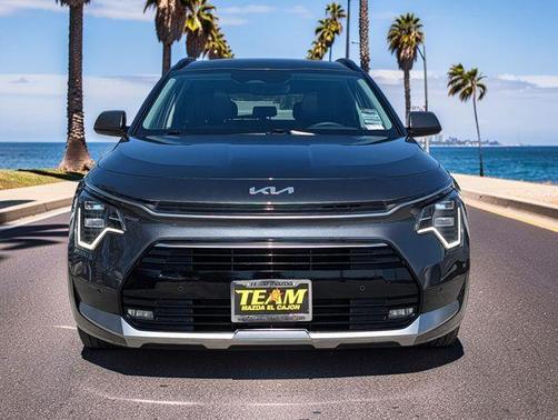Graphite Gray 2023 Kia Niro Plug-In Hybrid SX Touring