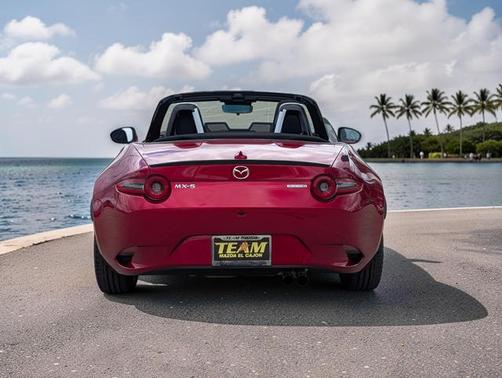 Soul Red Crystal Metallic 2026 Mazda MX-5 Miata Club