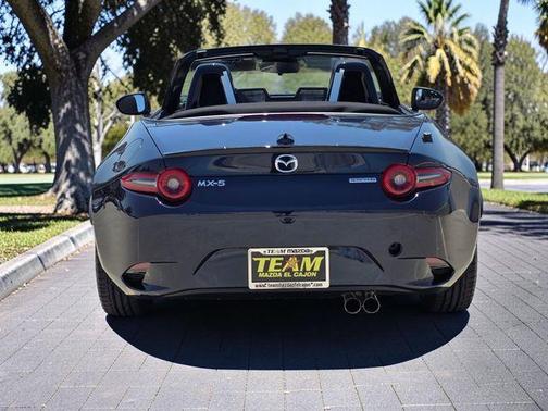 Deep Crystal Blue Mica 2026 Mazda MX-5 Miata Club