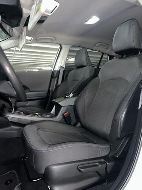 Crystal White Pearl 2024 Subaru Crosstrek Premium