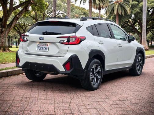Crystal White Pearl 2024 Subaru Crosstrek Premium