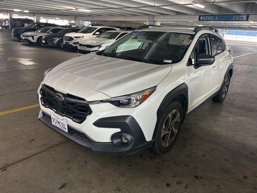 Crystal White Pearl 2024 Subaru Crosstrek Premium