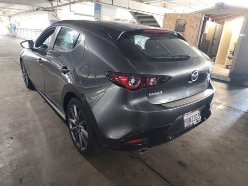 Machine Gray Metallic 2022 Mazda Mazda3 FWD w/Preferred Package