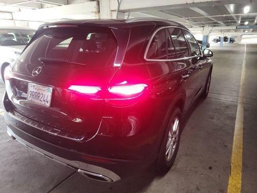 Black 2025 Mercedes-Benz GLC 300 Base