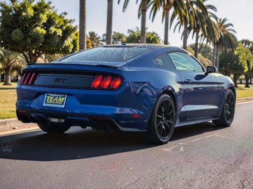 Lightning Blue Metallic 2017 Ford Mustang GT Premium