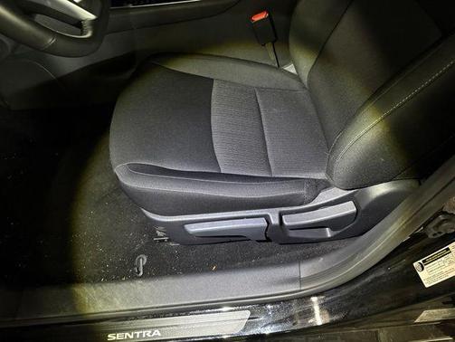 Black 2025 Nissan Sentra SV