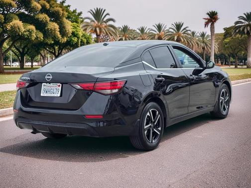 Black 2025 Nissan Sentra SV