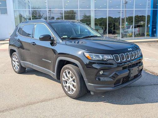 2022 Jeep Compass Latitude Lux