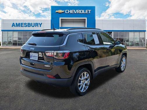 2022 Jeep Compass Latitude Lux
