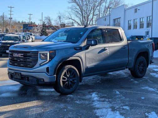 2025 GMC Sierra 1500 Elevation